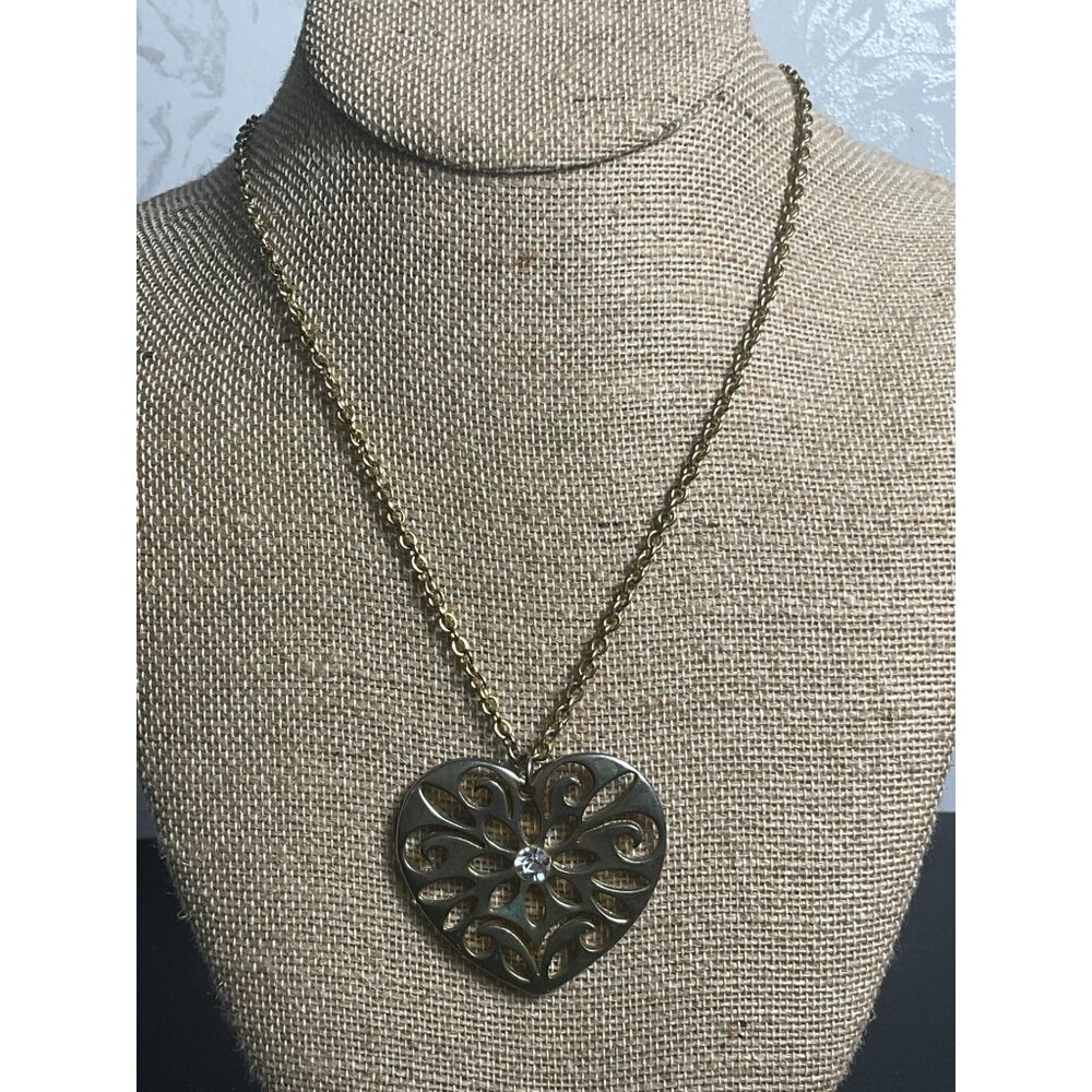 Heart-Shaped Pendant Necklace With Gold Chain